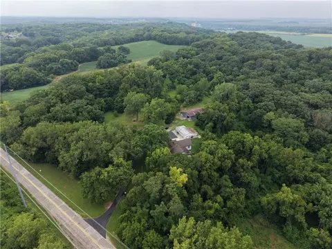 9800 Hutton Rd, Kansas City, KS 66109