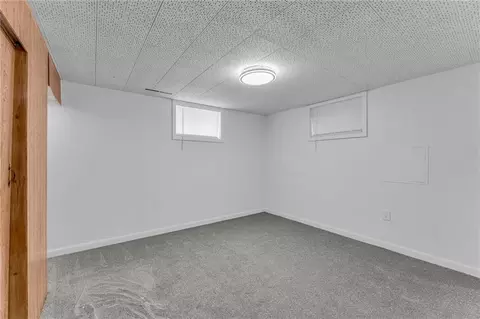 Bedroom - 2009 Learnard Ave, Lawrence, KS 66046 photo 8 of 9