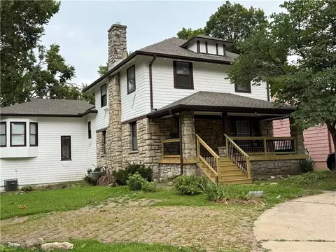 1315 E 75 St, Kansas City, MO 64131