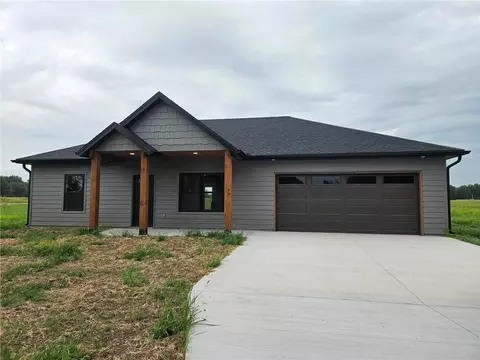 Exterior - 759 E 643rd Ave, Arma, KS 66712 photo 2 of 3