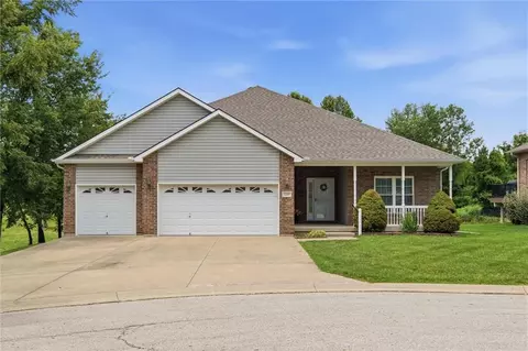 2320 N 100th Ter, Kansas City, KS 66109