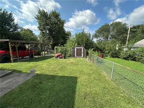 Exterior - 2425 Olive St, Saint Joseph, MO 64507 photo 8 of 12