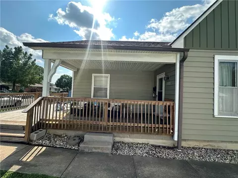 Exterior - 2425 Olive St, Saint Joseph, MO 64507 photo 6 of 12