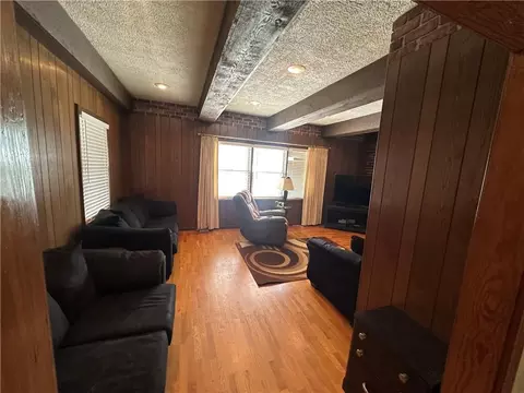Living - 2425 Olive St, Saint Joseph, MO 64507 photo 2 of 3
