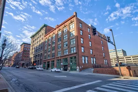 706 Broadway Blvd #201, Kansas City, MO 64105