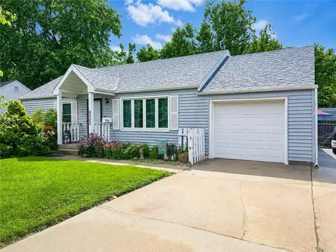 6322 Lowell Ave, Merriam, KS 66202