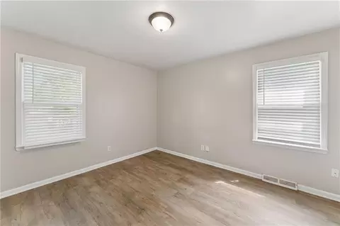Bedroom - 10517 E 25th Ter, Independence, MO 64052 photo 1 of 8
