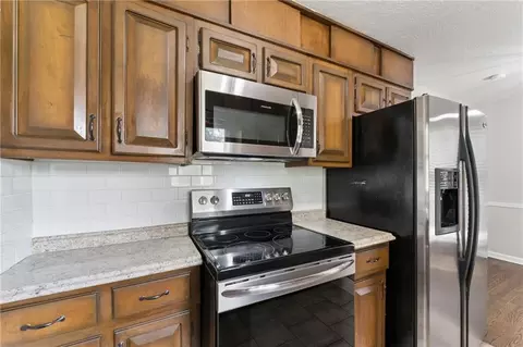 Kitchen - 10517 E 25th Ter, Independence, MO 64052 photo 3 of 3