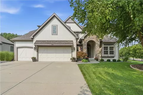 11637 W 154th St, Overland Park, KS 66221