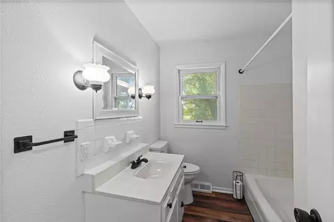Bath - 182 W Jackson St, Kingston, MO 64650 photo 1 of 3