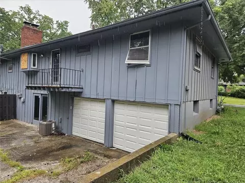 15010 E 46th St, Independence, MO 64055 photo 3