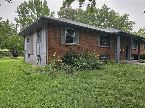 15010 E 46th St, Independence, MO 64055 photo 2