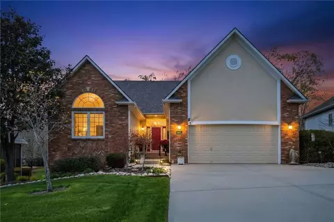 8921 NE 94 Ter, Kansas City, MO 64157