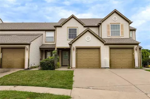 5438 N Fairmount Ave, Kansas City, MO 64118