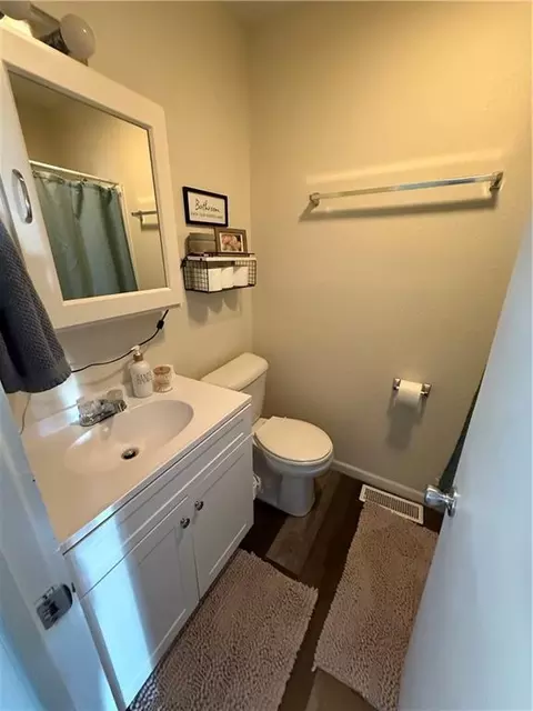 Bath - 413 W 1st St, Cameron, MO 64429 photo 1 of 1