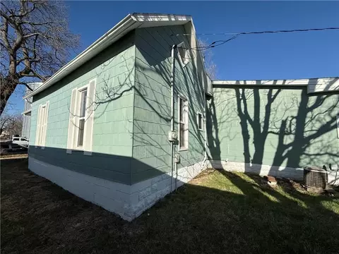 Other - 413 W 1st St, Cameron, MO 64429 photo 2 of 8