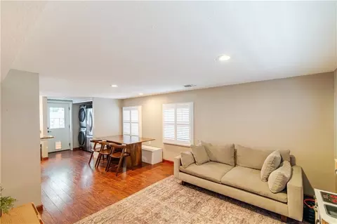 Living - 1219 Mound Dr, Atchison, KS 66002 photo 4 of 4