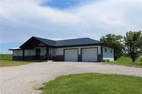 Exterior - 6890 SE Rogers Rd, Cameron, MO 64429 photo 10 of 22