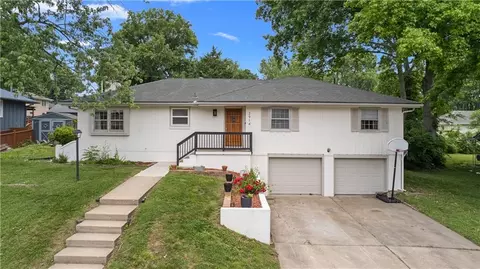 2914 N 79th Ter, Kansas City, KS 66109