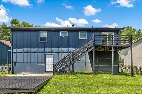 Exterior - 405 SE Onyx Cir, Lees Summit, MO 64063 photo 7 of 7