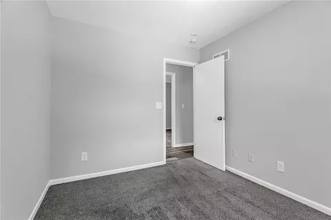 Bedroom - 405 SE Onyx Cir, Lees Summit, MO 64063 photo 4 of 8