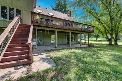 Exterior - 13112 Smart Rd, Lees Summit, MO 64086 photo 3 of 5
