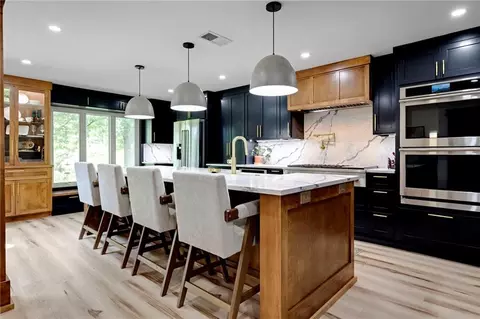 Kitchen - 13112 Smart Rd, Lees Summit, MO 64086 photo 1 of 5