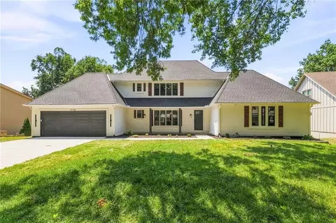 10140 Mackey St, Overland Park, KS 66212