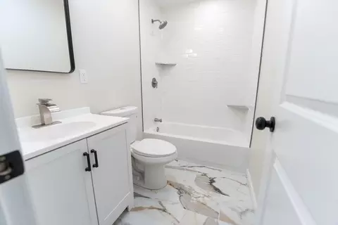 Bath - 910 N Edith Ave, Adrian, MO 64720 photo 1 of 1