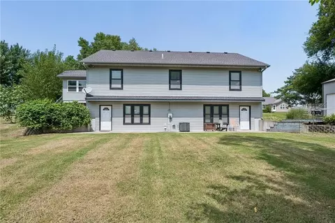 Exterior - 108 E Bates St, Drexel, MO 64742 photo 5 of 6