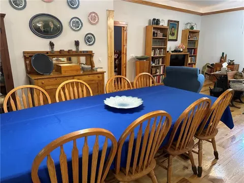 Dining - 321 NW 1071st Rd, Centerview, MO 64019 photo 3 of 6