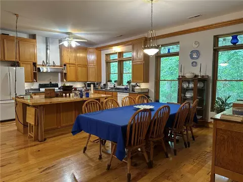 Kitchen - 321 NW 1071st Rd, Centerview, MO 64019 photo 10 of 10