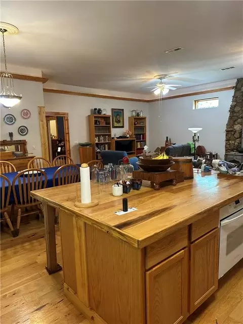 Kitchen - 321 NW 1071st Rd, Centerview, MO 64019 photo 2 of 10