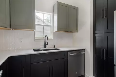 Kitchen - 1005 SE Bridgehampton Way, Lees Summit, MO 64081 photo 3 of 3