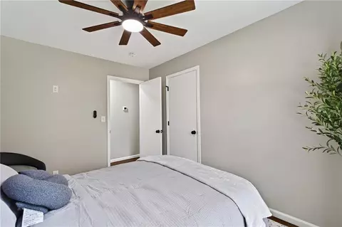 Bedroom - 3016 Porter Rd, Independence, MO 64055 photo 3 of 3