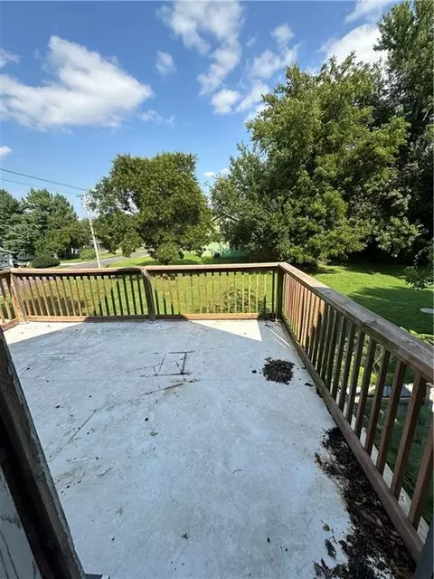 Exterior - 1701 E Mechanic Ave, Independence, MO 64050 photo 3 of 3