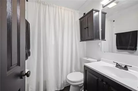 Bath - 17705 E 28th St, Independence, MO 64057 photo 1 of 2