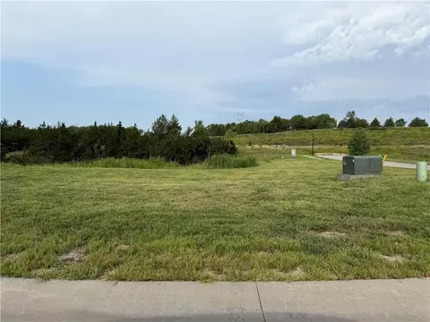 11593 S Houston St, Olathe, KS 66061