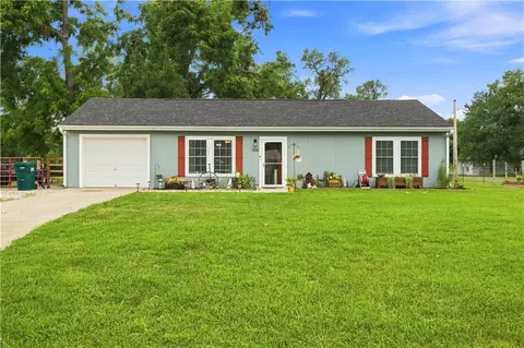 506 Broadway, East Lynne, MO 64743