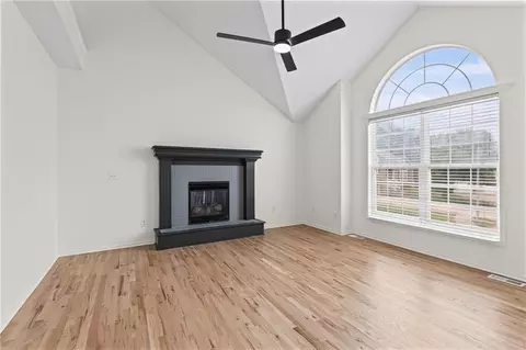 Living - 1106 Creekside Ct, Raymore, MO 64083 photo 3 of 7