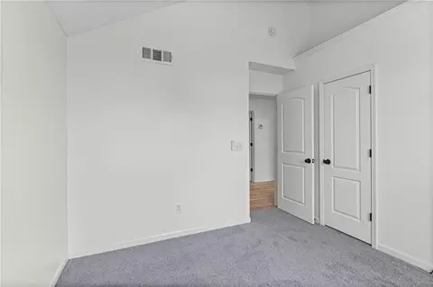 Bedroom - 1106 Creekside Ct, Raymore, MO 64083 photo 8 of 10