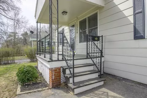 Exterior - 1340 S Main St, Independence, MO 64055 photo 1 of 4