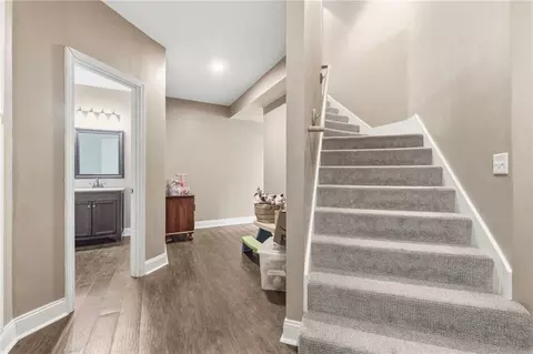 Entry Way - 932 Elder Ct, Raymore, MO 64083 photo 6 of 7
