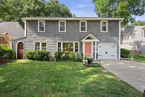 5504 W 51st St, Roeland Park, KS 66202