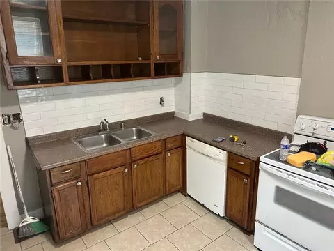 1708 Metropolitian Ave, Kansas City, KS 66103