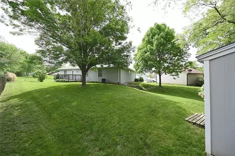 Exterior - 14 Sandi Cir, Dearborn, MO 64439 photo 6 of 8