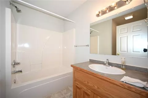 Bath - 14 Sandi Cir, Dearborn, MO 64439 photo 1 of 3