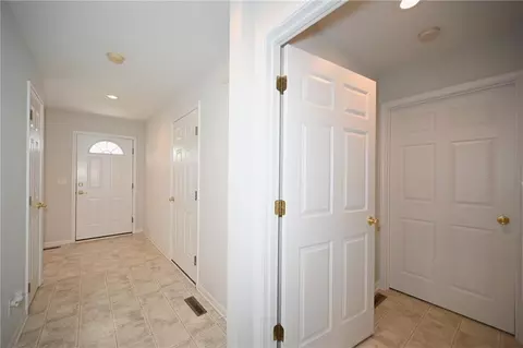 Entry Way - 14 Sandi Cir, Dearborn, MO 64439 photo 1 of 2