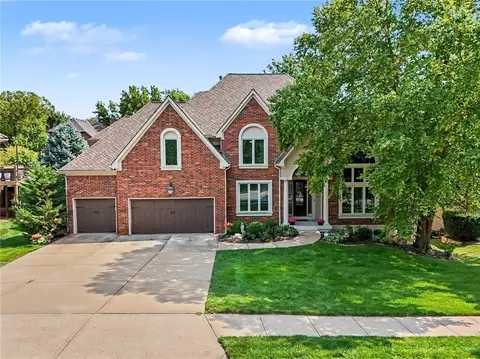 20613 W 96th Ter, Lenexa, KS 66220