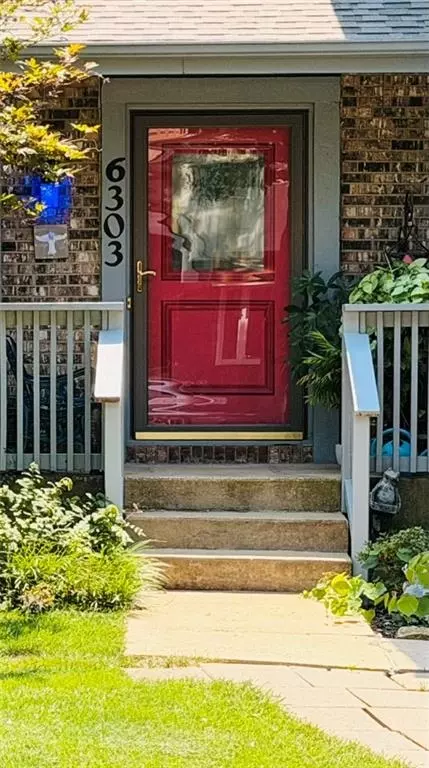 6303 W 108 Ter, Overland Park, KS 66211